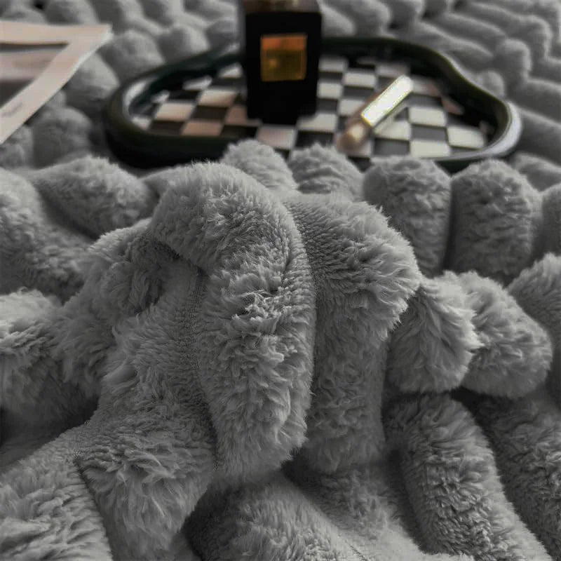 Fleece Cozy Blanket 300GSM Soft Warm Fluffy Microfiber Throw