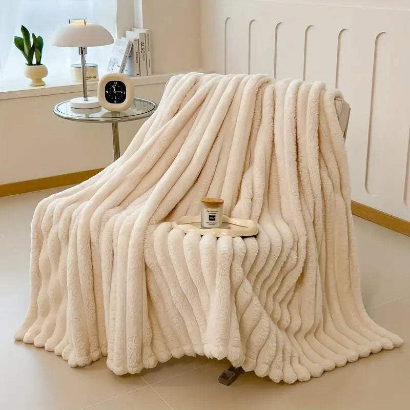 Fleece Cozy Blanket 300GSM Soft Warm Fluffy Microfiber Throw