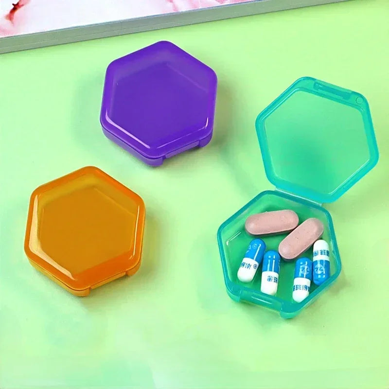 Dawndesslo 3 Pcs Portable Mini Pill Box Organizer Travel Companion